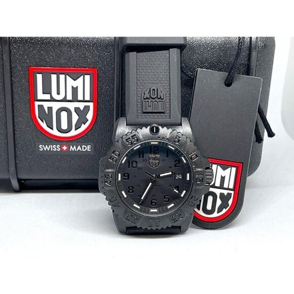 Luminox Navy Seal 7051.BO Blackout Series Watch - Picture 1 of 5